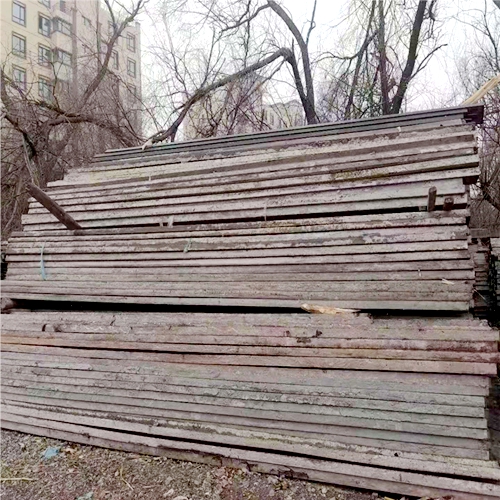 修(xiu)路鋼(gang)模 